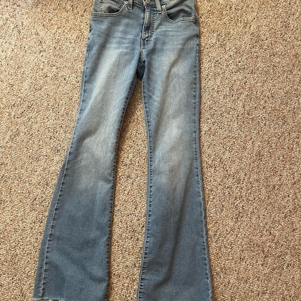 Levi's High Rise 726 Flare Women’s Jeans - Picture 3 of 6